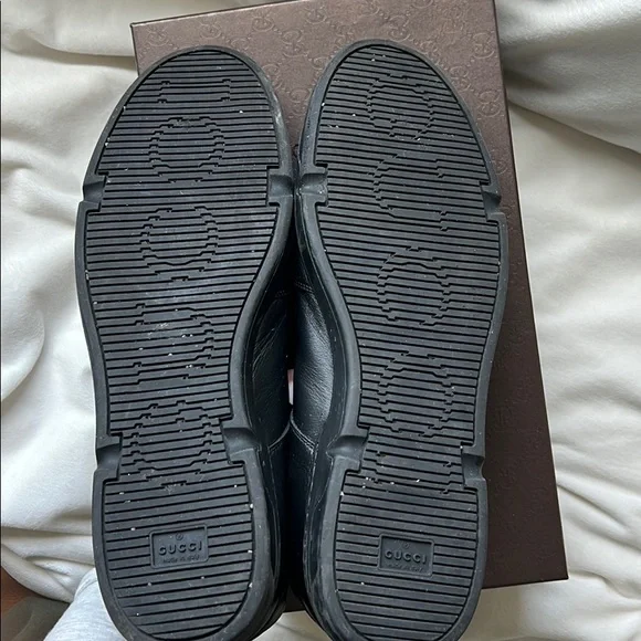 Authentic Gucci Sneakers - Picture 7 of 9